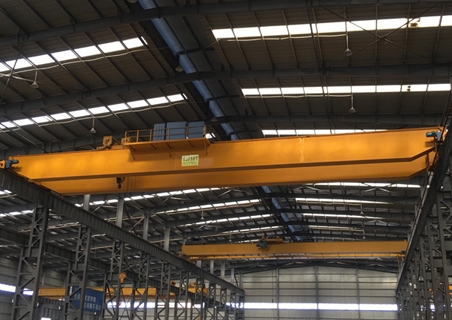 Complete Guide to Overhead Cranes