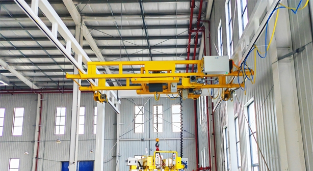 freestanding-bridge-crane